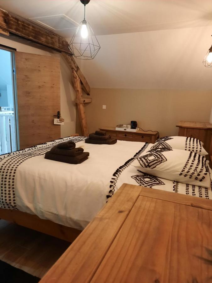 Madelaine Ranch, 10 Personnes * Le Gast